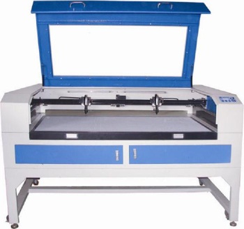 Double Laser Heads Cutting Machine