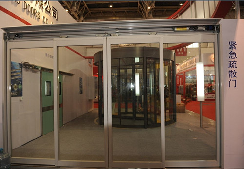 Automatic Breakout Sliding Door - Type-tested sliding door system with swing-out fittings. - Designed for the use on escape