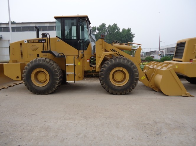 ZL50Fwheel loader is excellent performance great reliability,easy opration and high working efficiency due to optimized deigning of hydraulic system,working mechanism,frame assembly,cab and engine hood.it\s a multipurpose and highly efficient vehicle,mainly used for loading and transporting loose materials,clearing and gradding land,moving and digging,towing and so on.